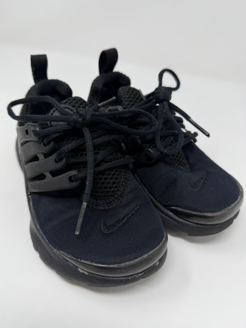 Nike Kids' Prestos Black Athletic Sneakers Sz.11